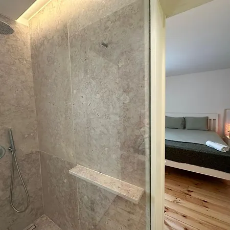 Apartamento Familiar Douradores * Lisbon